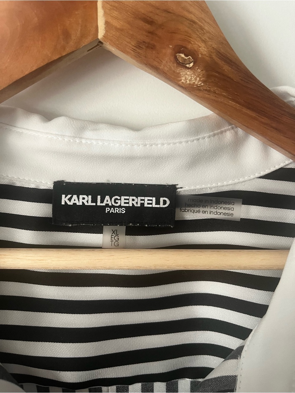 Karl Lagerfeld Blouse - Picture 3 of 3